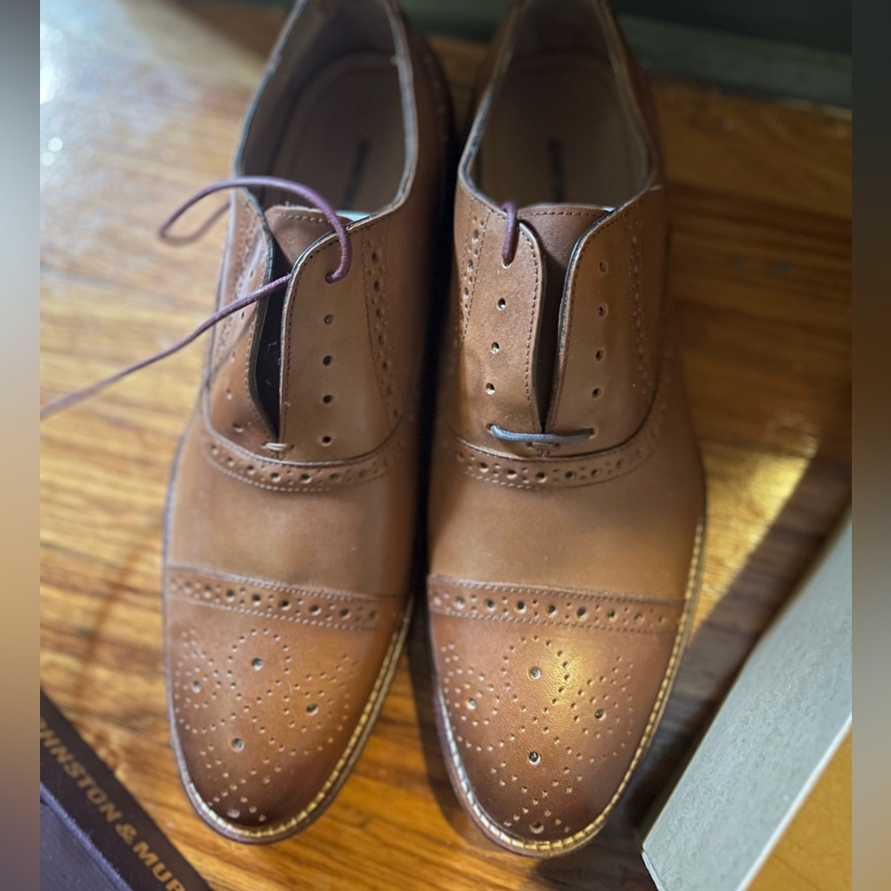 Johnston and Murphy Men’s Conrad dress shoes size 10.5